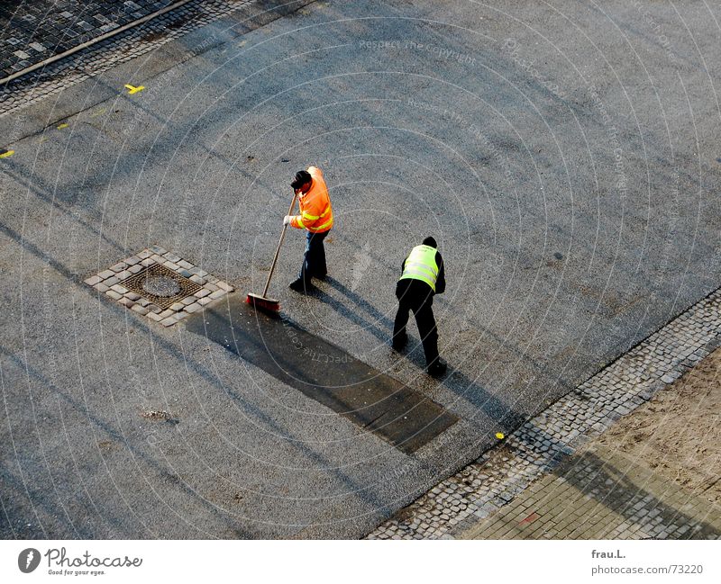 sweep Cleaning Synchronous Simultaneous Sweep Working man Man Teamwork Pavement Asphalt Traffic lane Work and employment Traffic infrastructure Street