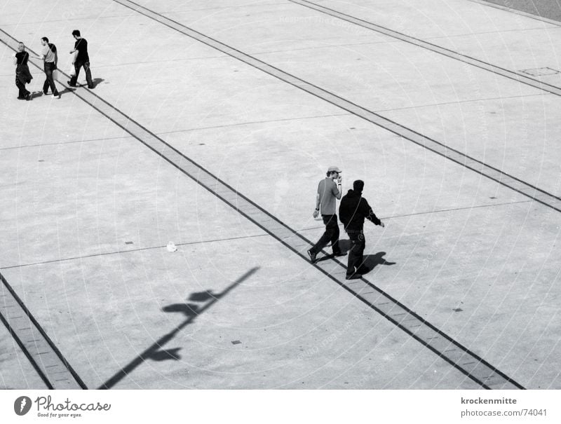Trio/Duo Places Going Traverse Bird's-eye view Direction Lunch hour Opposite To talk Friendship Couple Human being Multiple Shadow Black & white photo Line trio