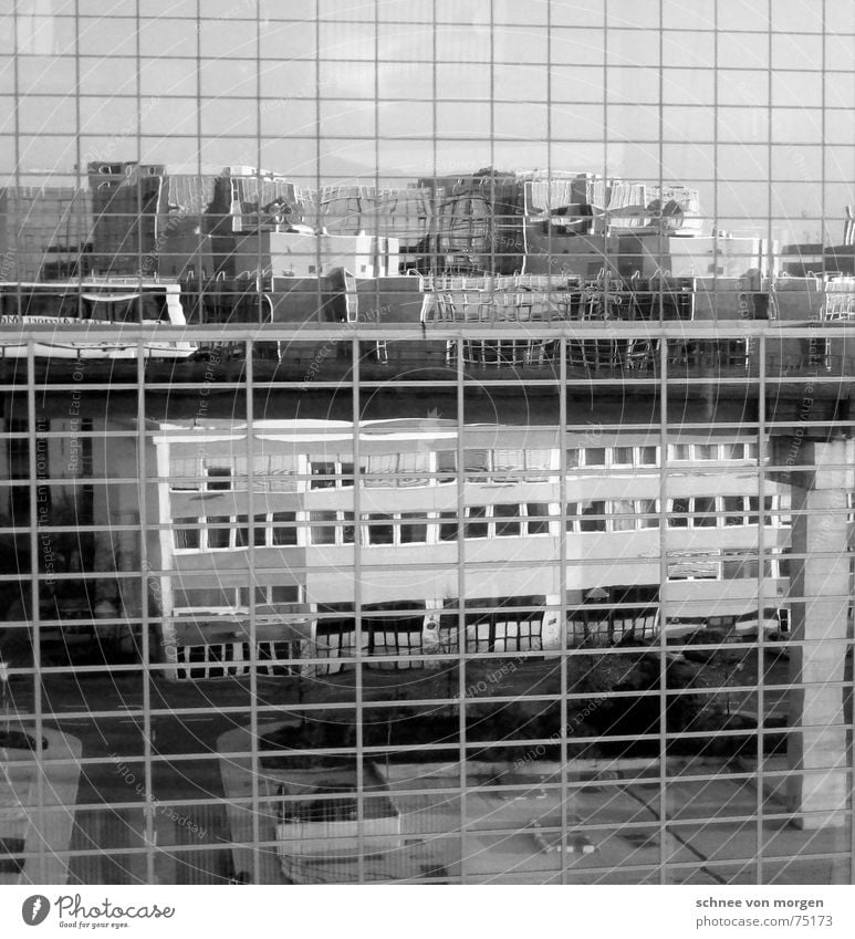 illusory False Virtual Reflection Black Mirror Building House (Residential Structure) Really Window Discern Things Gray Airport Frankfurt Black & white photo