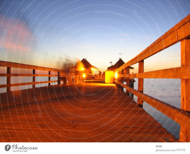 Evening at Pier 2 Agitated Jetty Florida House (Residential Structure) Lighting Exterior shot Long exposure Human being Enliven relaxed USA Joy animation