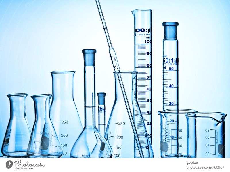 Pipette, glass flask and bore gauges against a blue background Science & Research Laboratory scale Glass vessels Blue Investigate investigation Banner Measure