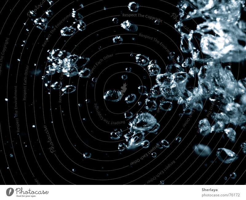 submerged No.1 Dark Black Bubbling Circle Mirror Threat Infinity Grief Air Think Water Drops of water Freedom Sky Universe Beginning End Blow Sphere Blue