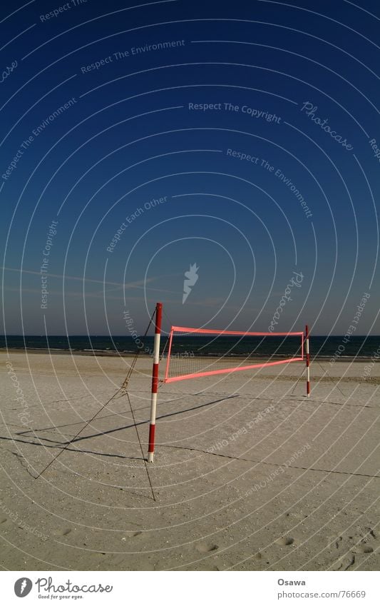 Echo of Summer 2 Beach Ocean Volleyball (sport) Volleyball net Volleyball court Red White Striped Sky blue Sports Sand Water Pole guy Blue