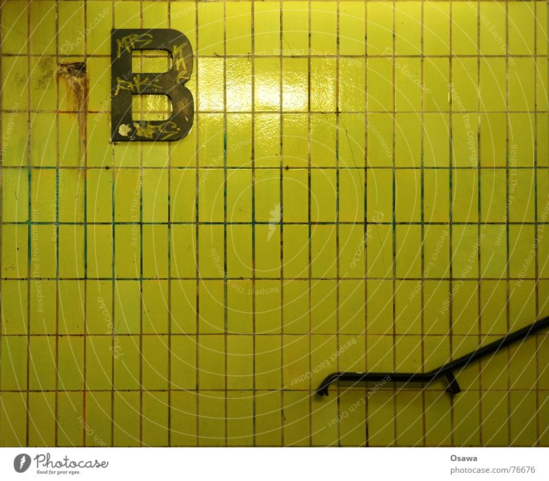 Berlin Bahnhof Baumschulenweg Platform B Letters (alphabet) Yellow Seam Train station Tile Handrail Stairs schöneweide swinish wasteland Reflection who says a