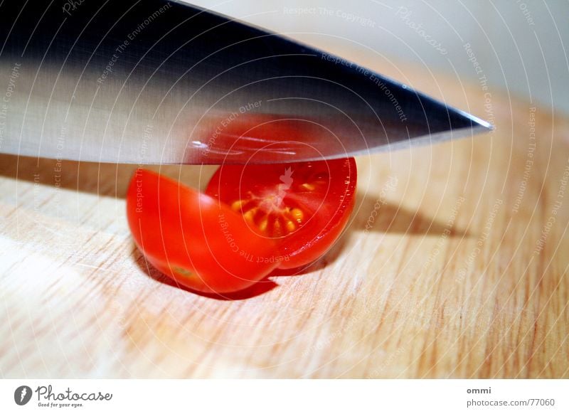 https://www.photocase.com/photos/77060-cutomato-food-vegetable-nutrition-knives-kitchen-photocase-stock-photo-large.jpeg