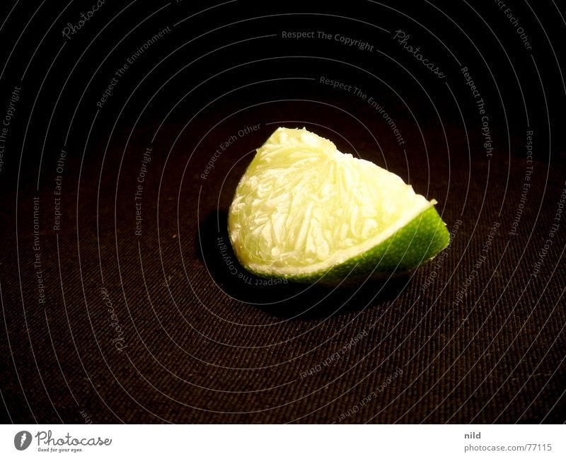 Frozen Lime Lemon Sweet Cocktail Going Bar Fresh Delicious Roll-necked sweater citrus Fruit Anger Contrast Dark background Structures and shapes