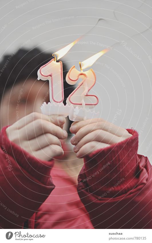 CREATED Child Hand Fingers Winter Candle Birthday Childrens birthsday Congratulations Digits and numbers Red Cold Hot Flame Fire Wax 8 - 13 years 12 Burn