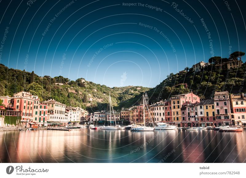 Portofino Vacation & Travel Tourism Sightseeing Summer vacation Sun Ocean Beautiful weather Bay Italy Village Downtown Old town Deserted