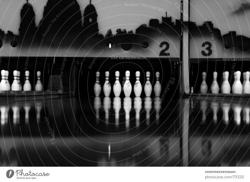 The pins? Bowling alley Nine-pin bowling 2 3 Parquet floor Sports Black Dark 23 Gloomy Black & white photo