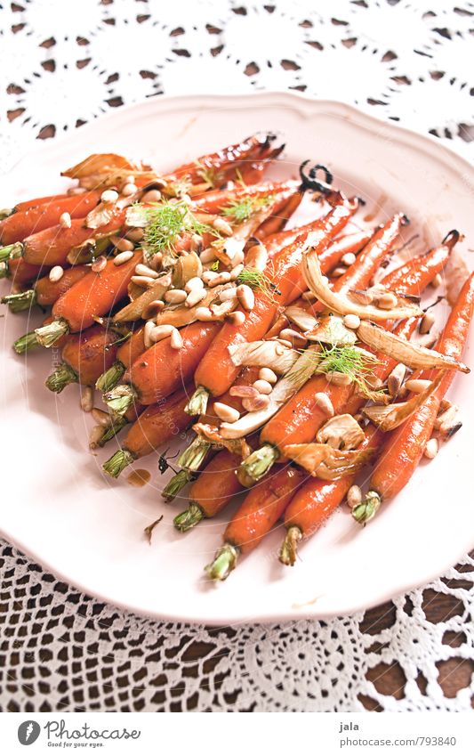 roasted carrots Food Vegetable Carrot Fennel Nutrition Lunch Organic produce Vegetarian diet Crockery Plate Healthy Eating Tablecloth Fresh Delicious Natural