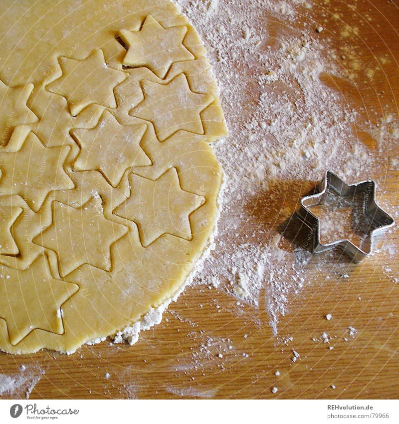 Christmas bakery 4 Cookie Pierce Dough Flour Sweet Delicious Baked goods Christmas & Advent Winter Joy To enjoy Star (Symbol) festival of love cut out cookies