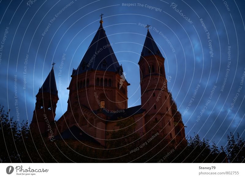 Mainz Cathedral Clouds Town Downtown Church Dome Manmade structures Building Architecture Basilica Tourist Attraction Dome of Mainz Crucifix Threat Dark Blue