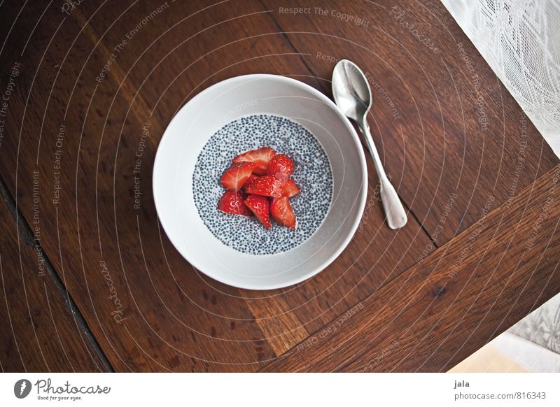 chia pudding Food Fruit Dessert Strawberry Nutrition Breakfast Organic produce Vegetarian diet Bowl Spoon Healthy Eating Fresh Delicious Natural Wooden table