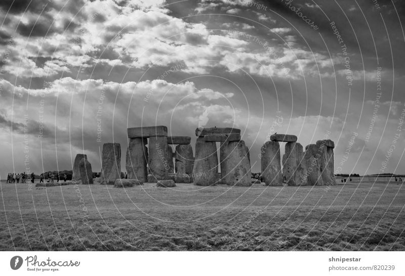 Stonehenge Vacation & Travel Tourism Trip Sightseeing Summer vacation Work of art Sculpture Stage play Stone circle Environment Nature Landscape Elements Clouds