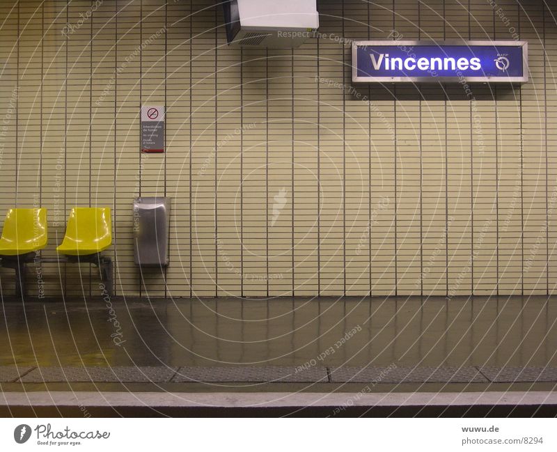 vincennes Paris Underground France Platform Beige Neon light Empty Night Transport RER Evening