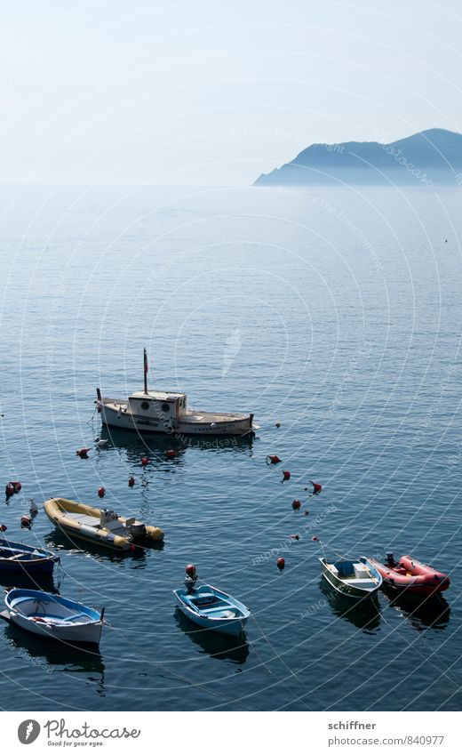 parking space Landscape Sky Cloudless sky Sunlight Summer Beautiful weather Rock Waves Coast Bay Ocean Navigation Cruise Boating trip Passenger ship Ferry