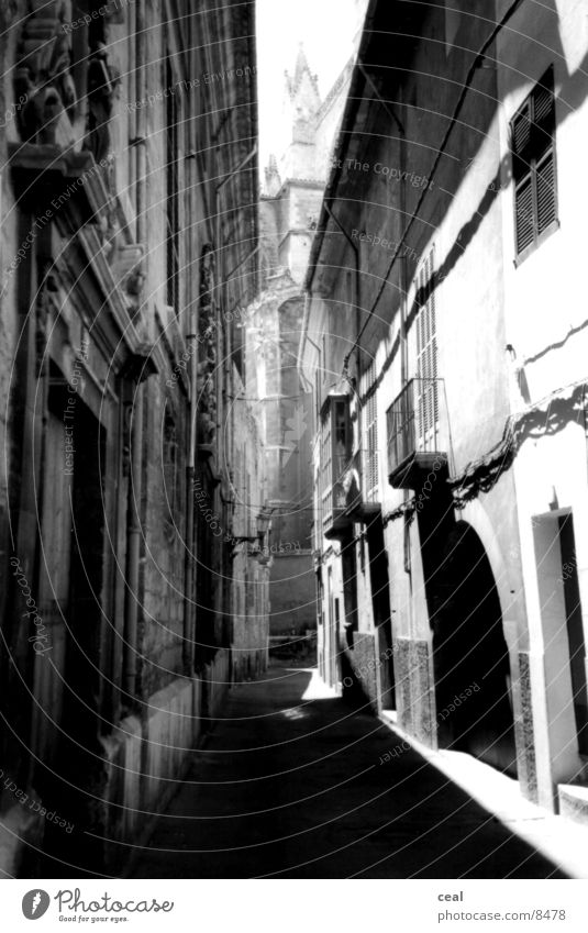 long gases Alley Black White Architecture Image jrg