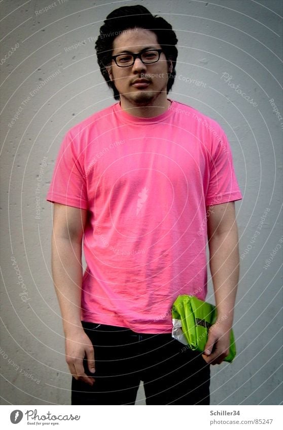 MR. ON WEARS PINK Man Migration Foreigner Asians Korean South South Korea Chinese Japanese China T-shirt Shirt Top Wrinkles Pink Green Yellow Black-haired