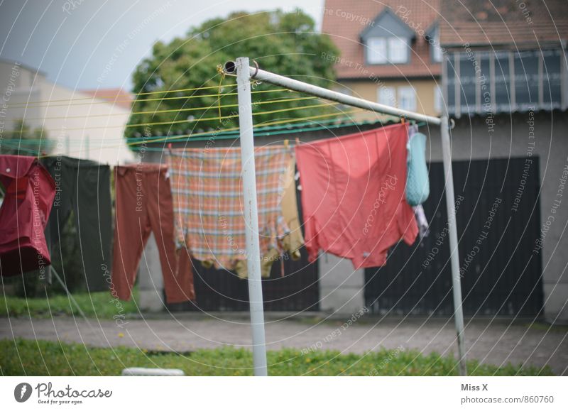 do the dirty laundry Living or residing Garden Clothing Shirt Wet Clean Dry Cleanliness Washing Clothesline Colour photo Exterior shot Deserted