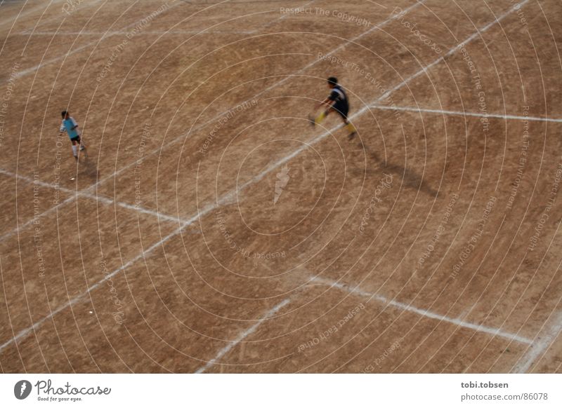 amateur football field Valencia Brown Ball sports Sports team Strike Neutral color Sporting grounds Young man Beige Darken Playing field Bright Places