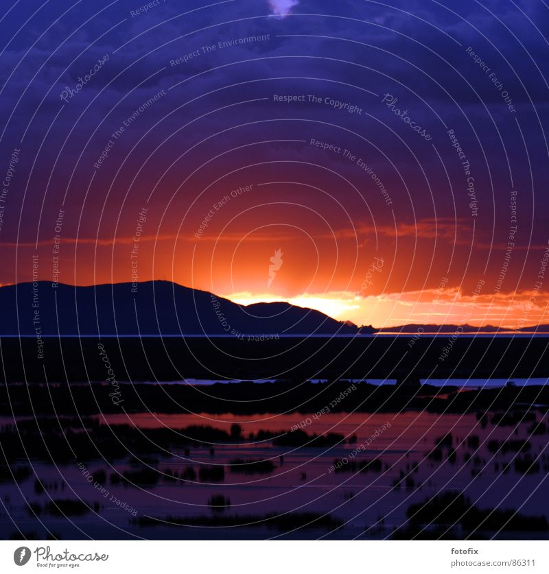 Lake Titicaca Titicaca lake Sunrise Calm Wake up Peru Sunbeam Morning South America Sky Water Dawn