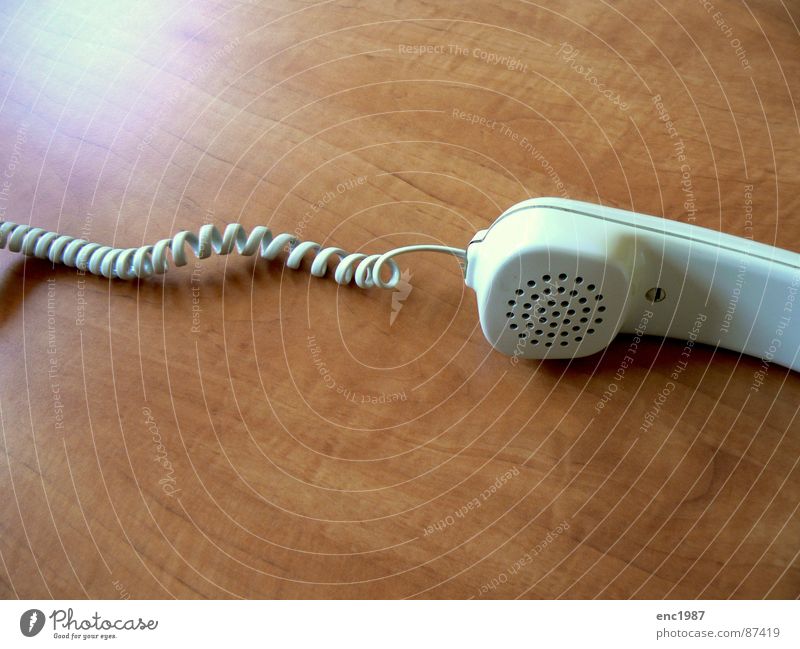 Telephonica 01 Telephone Wood flour Connect To call someone (telephone) Receiver Administration Phone book Gadget white old