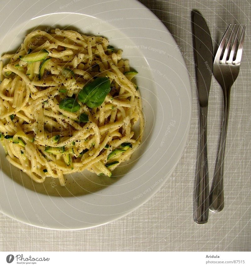 + knife and fork Pasta Noodles Basil Plate Lunch Table Kitchen Delicious Nutrition Meal Dish Appetite Fork Gastronomy Vegetarian diet Zucchini take in food