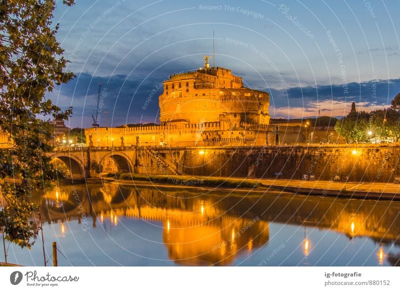 Castel Sant'Angelo at Night Sightseeing Town Church Castle Architecture Tourist Attraction Old Historic Beautiful Blaue Stunde Kirche Traveling