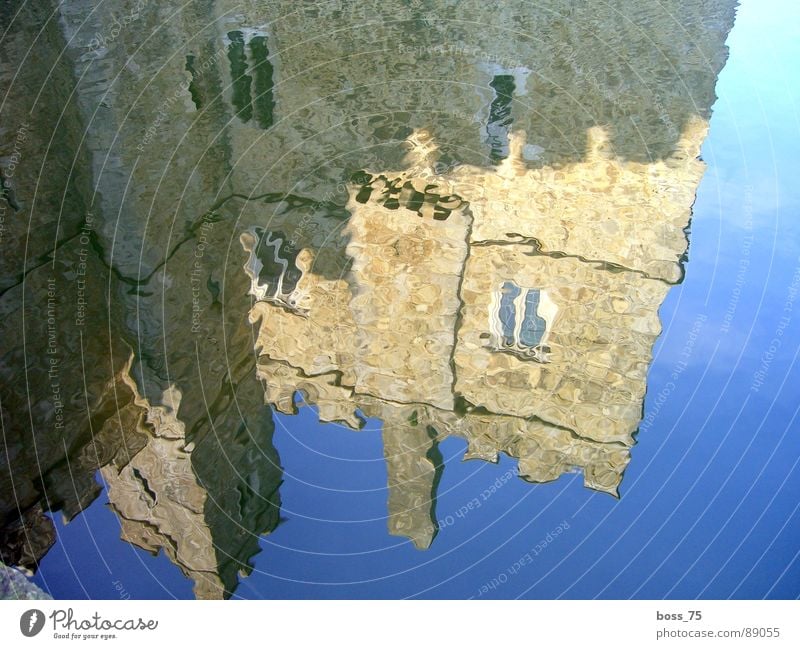 reflection Waves Wall (building) Historic castle water billow history middle ages water Wall (barrier)