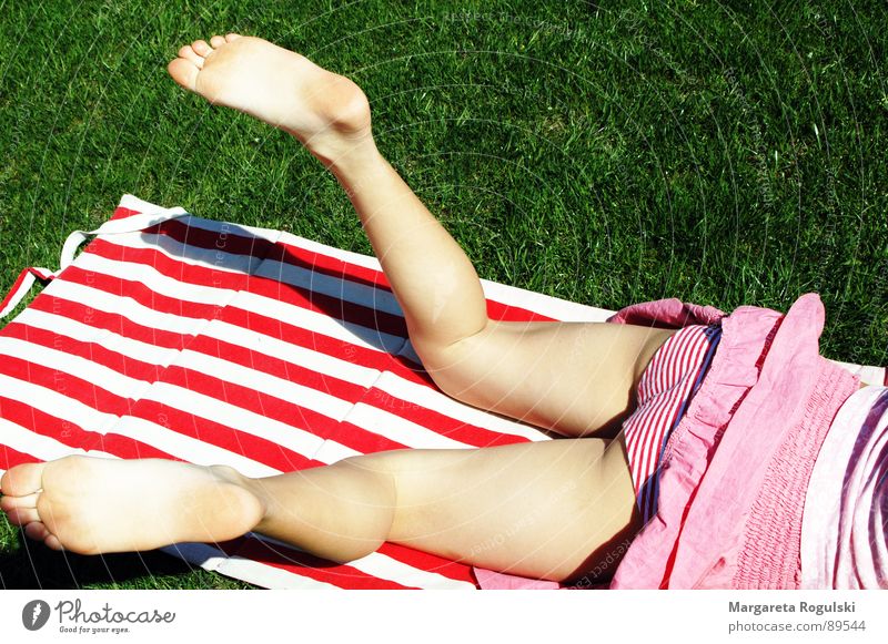 Chill out Summer Underpants Bath mat Grass Spring Striped Girl Legs Feet
