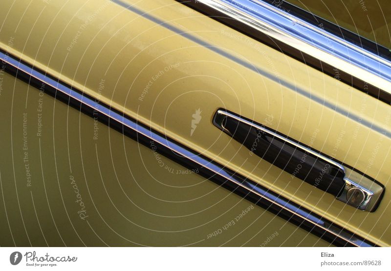 barrow Beautiful Industry Technology Window Means of transport Vehicle Car Metal Line Stripe Driving Glittering Gold Status symbol Car door Door handle Parallel
