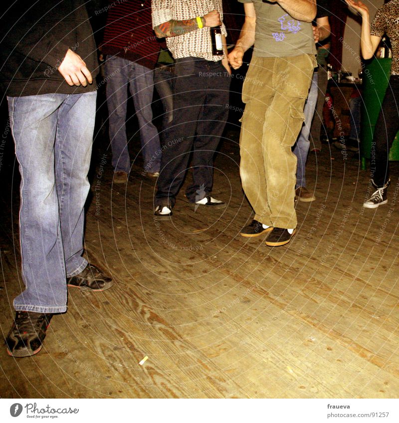 dance dance baby Party Wood Quaint Concert Style Man Good mood Moody Interior shot Pants Footwear Brown Beer Hand Stand Action Wood flour Joy Club Music Dance