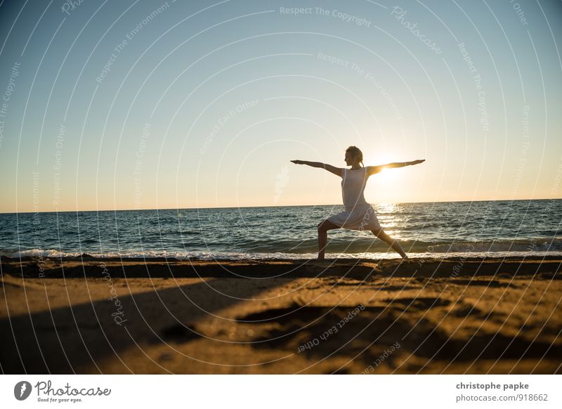 Sun Salutation VI Life Harmonious Well-being Contentment Relaxation Meditation Leisure and hobbies Vacation & Travel Summer Summer vacation Beach Ocean Sports