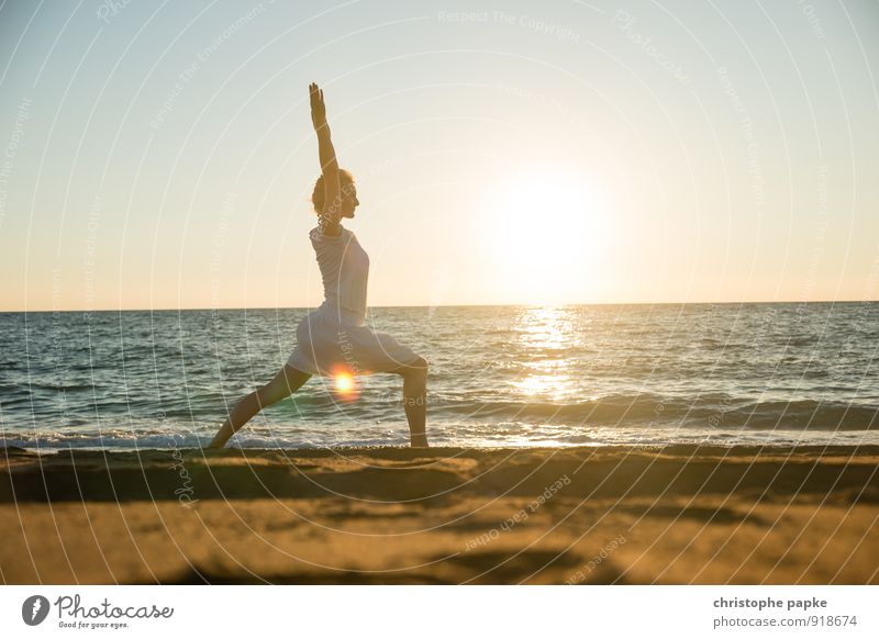 Sun Salutation VIII Life Harmonious Well-being Contentment Relaxation Meditation Leisure and hobbies Vacation & Travel Summer Summer vacation Beach Ocean Sports