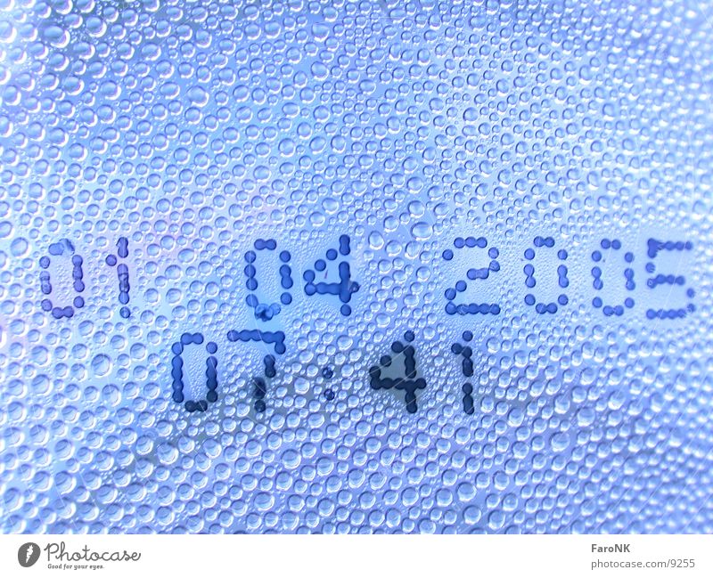 Day X Digits and numbers Macro (Extreme close-up) Close-up Drops of water pet Time Date