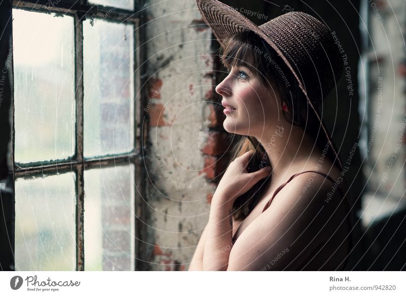 Girl with hat Young woman Youth (Young adults) 1 Human being 18 - 30 years Adults Wall (barrier) Wall (building) Window Shirt Hat Brunette Long-haired Smiling