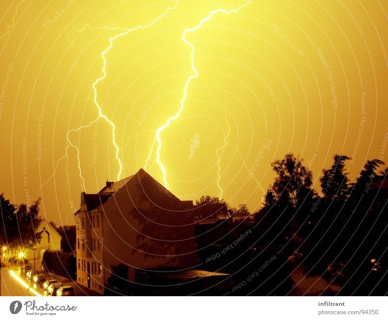 Potz Lightning Thunder Night Storm Gale Eerie Threat Flashy Thunder and lightning Weather Sky