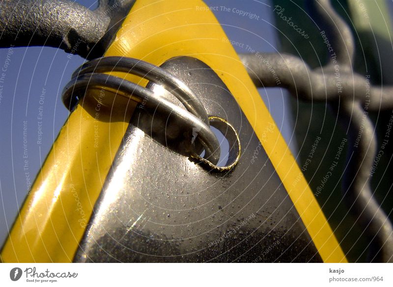 Dresdens Schilder - Wire through hole 01 Warning sign Fastening Yellow Fence Industry Signs and labeling Hollow Detail