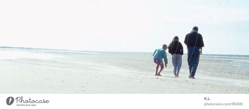 MJB Beach Coast Symmetry Triangle Horizon Vacation & Travel Waves Moody Harmonious Organ Wind Water Mud flats Trip To go for a walk North Sea Relaxation Old