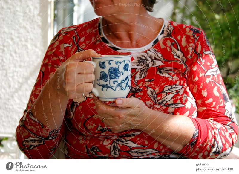 the good fee Cup Drinking Pattern Flowery pattern Hand Woman Café Summer Tea Garden Coffee