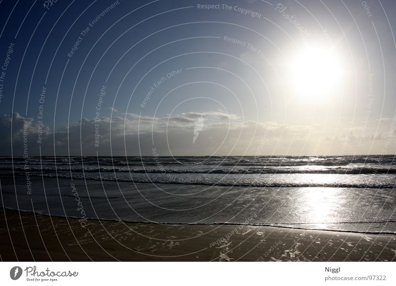 Fraser Fraser Island Beach Ocean Pacific Ocean Sand island Glittering Lighting Reflection Dazzle Waves Sunrise Australia Queensland Vacation & Travel Clouds