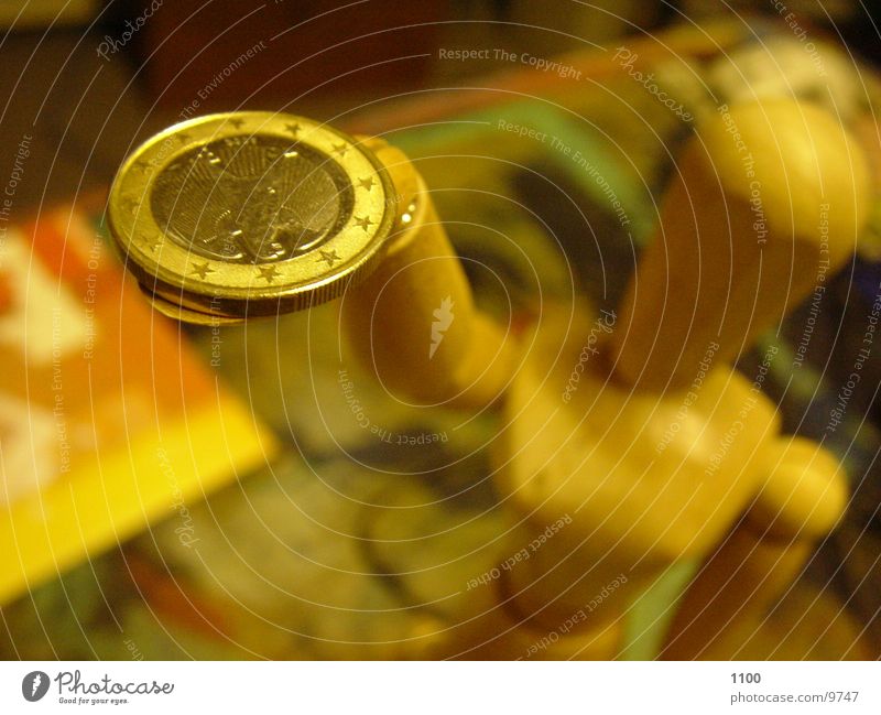 The Eurobringer :-) Money Coin Blur Photographic technology Luxury Doll Macro (Extreme close-up) euro coin