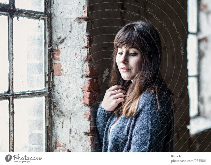 Side light girl Young woman Youth (Young adults) 1 Human being 18 - 30 years Adults Building Hayloft Wall (barrier) Wall (building) Window Sweater Brunette