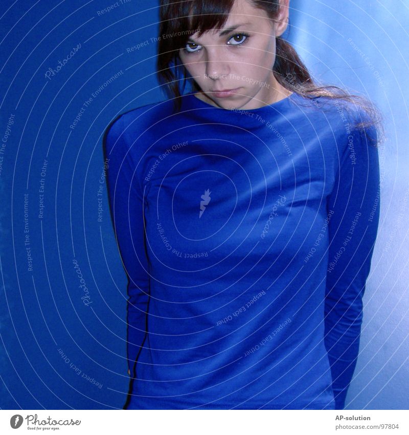 blue ² Portrait photograph Blue tone Sky blue Tone-on-tone Woman Puberty Youth (Young adults) Emotions Grief Loneliness Cold Think Earnest Nerviness
