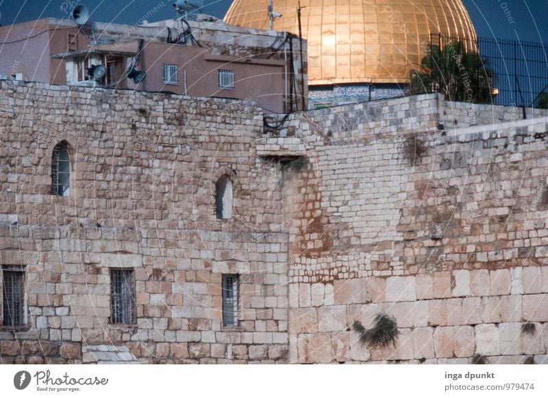 Temple Mount West Jerusalem Israel Near and Middle East Dome Tourist Attraction The Wailing wall Dome of the rock East Jerusalem Politics and state