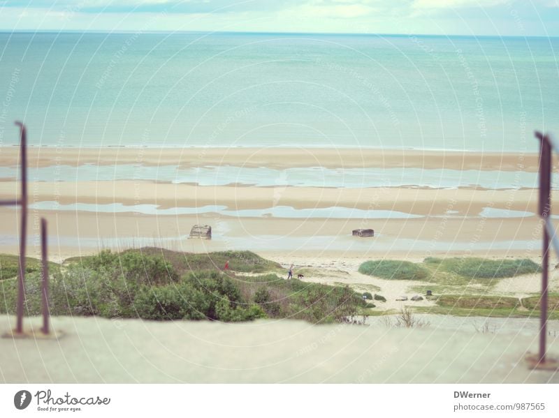 Omaha Beach Environment Nature Landscape Elements Sand Water Sky Clouds Horizon Sun Summer Climate Beautiful weather Bad weather Plant Rock Coast North Sea Ruin